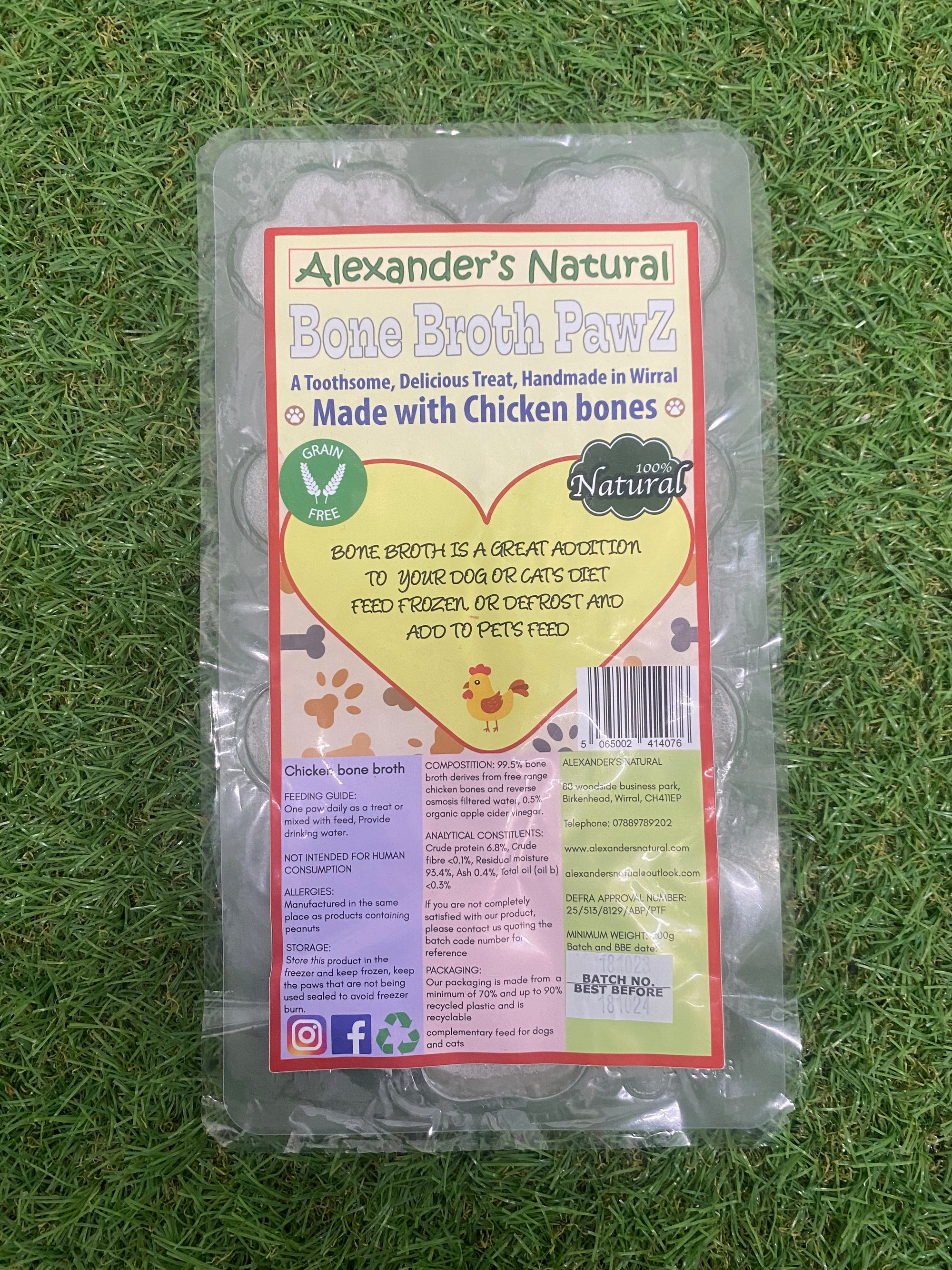 Alexanders Chicken Bone Broth Paws 200g