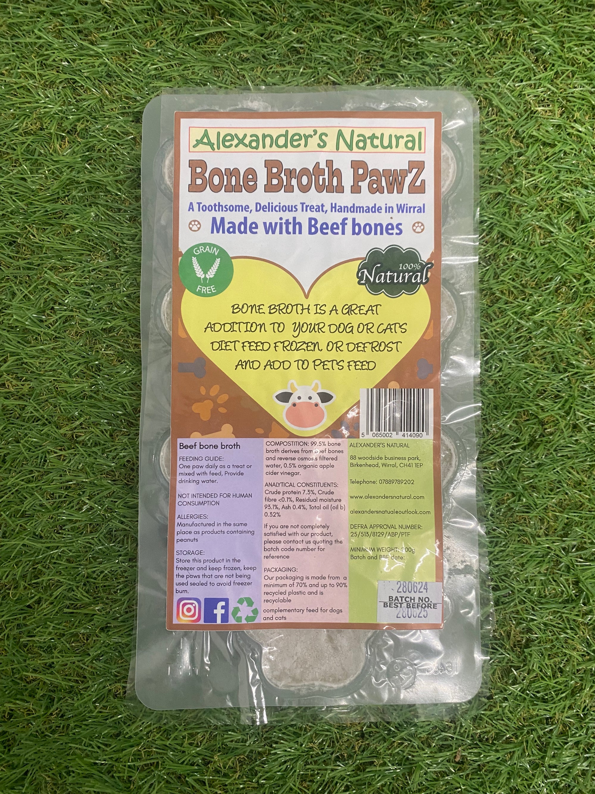 Alexanders Beef Bone Broth Paws 200g