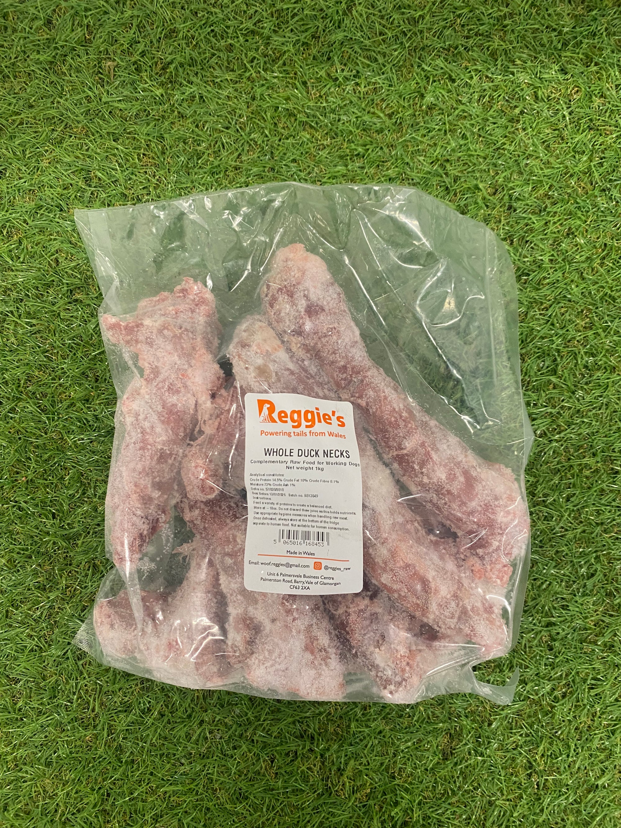 Reggies Whole Duck Necks 1KG